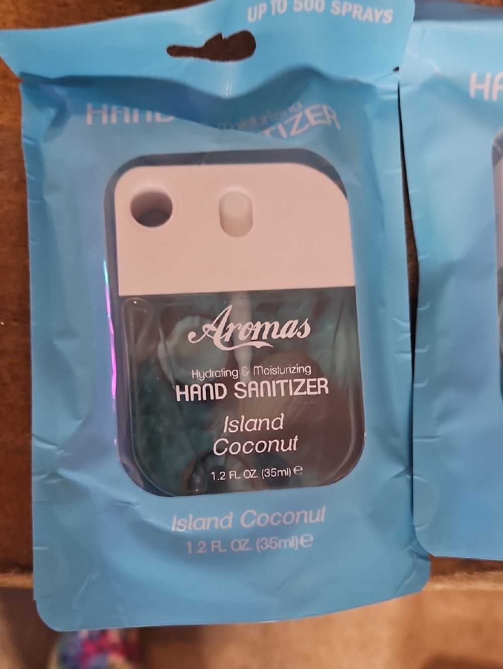 Roma Compact Aromas Hand Sanitizer Spray - White and Teal